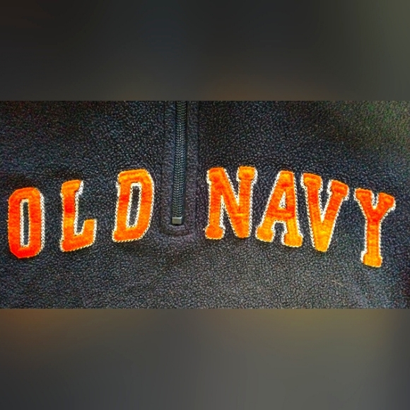 Old Navy Fleece Pullover size S (6-7) 14-003 - Picture 2 of 4